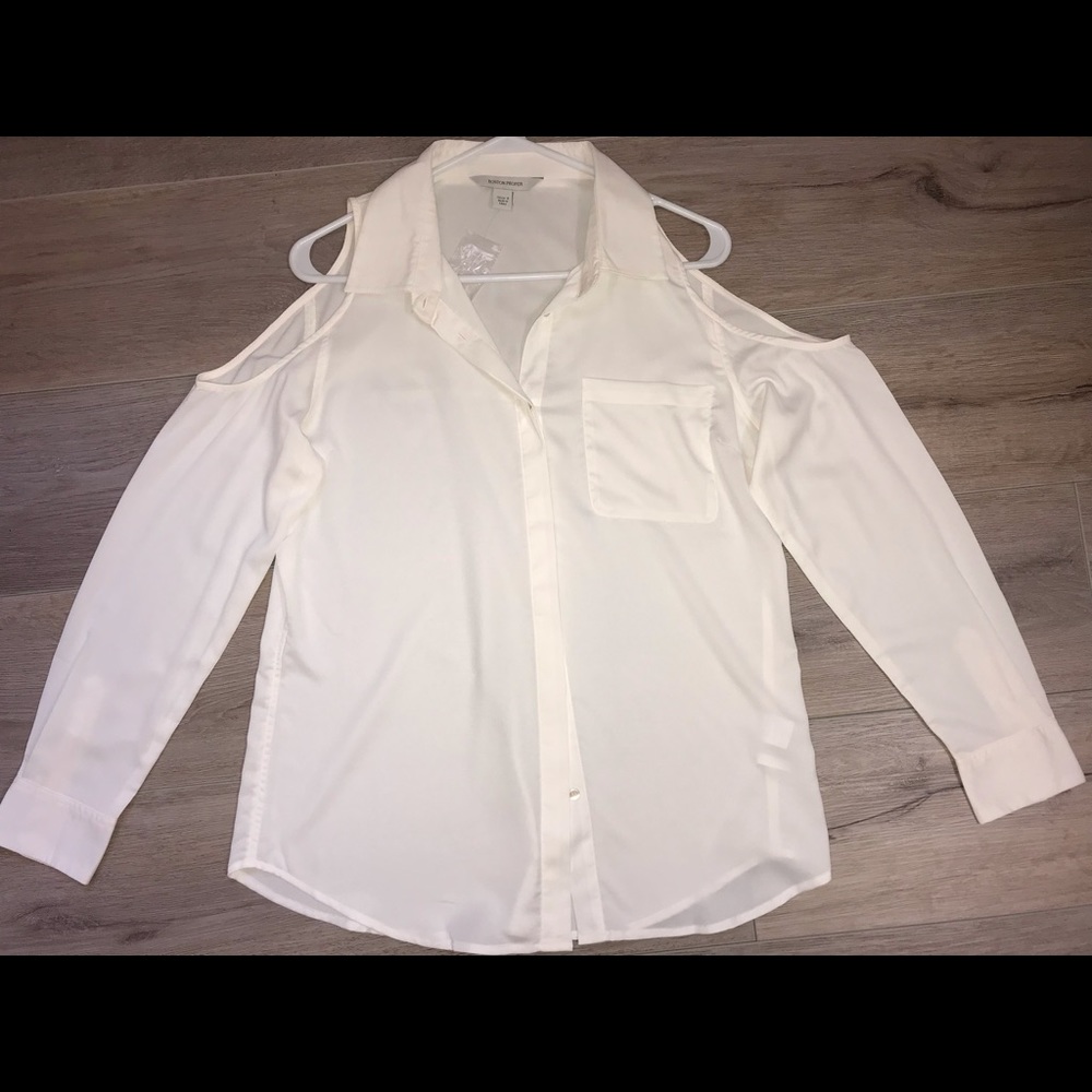 White size 8 dress shirt w/cut out shoulders